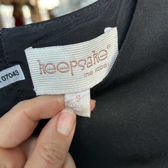 Party dress with sleeves. - Picture 3 of 4